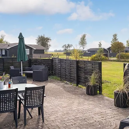 Dom wakacyjny Grith - 740m To The Fjord By Interhome Storvorde